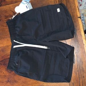 Vuori Banks Short NWT